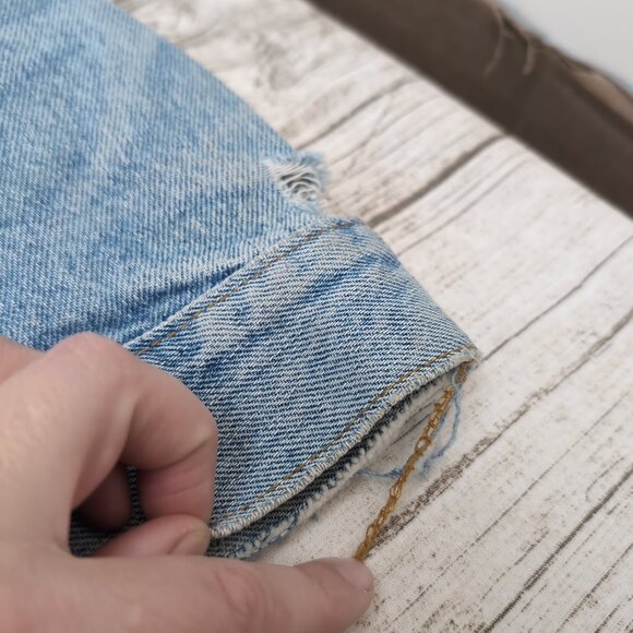 Levi’s 70505 Denim Trucker Jacket Light Wash Made in USA Orange Tab – Men’s 46 - Picture 12 of 14